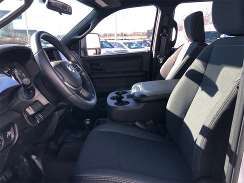 Used 2023 RAM 2500 Tradesman image 16