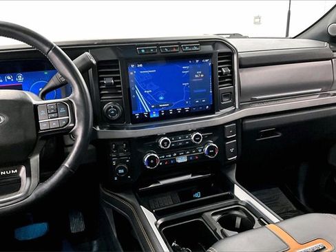 Used 2024 Ford F350 Platinum image 6