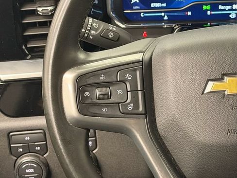 Used 2025 Chevrolet Silverado 2500 LT w/ Safety Package AWD/4WD image 27