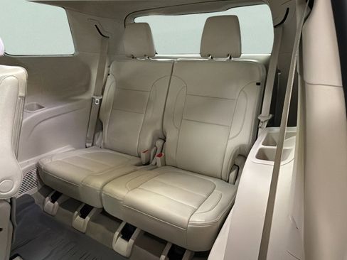 Used 2023 GMC Acadia Denali w/ Denali Ultimate Package image 38