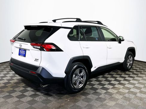 Certified 2025 Toyota RAV4 XLE w/ Convenience Package AWD/4WD image 8