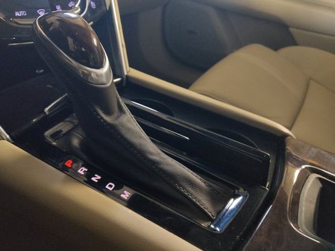 Used 2016 Cadillac XTS Luxury w/ Driver Awareness Package FWD image 26