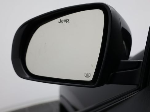 Used 2020 Jeep Compass Limited FWD image 15
