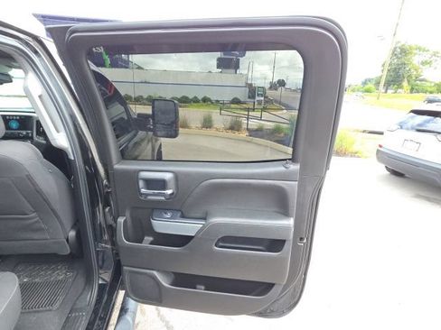 Used 2019 Chevrolet Silverado 2500 LT w/ Midnight Edition AWD/4WD image 27