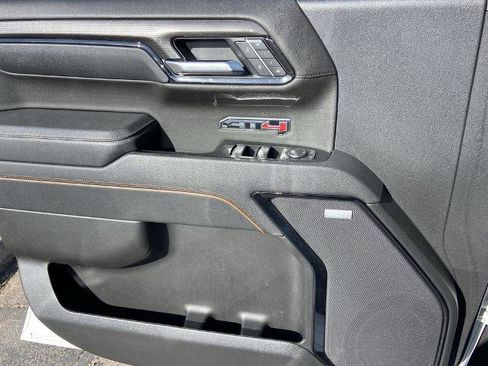 Used 2025 GMC Sierra 1500 AT4 w/ AT4 Premium Package image 19