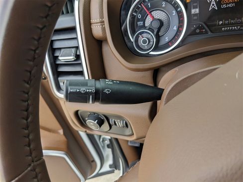 Used 2022 RAM 3500 Laramie image 36