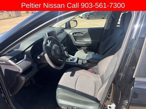 Used 2024 Toyota RAV4 XLE image 8