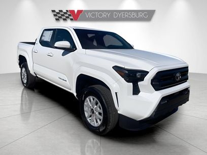 New 2025 Toyota Tacoma SR5