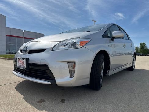 Used 2013 Toyota Prius Two FWD image 6