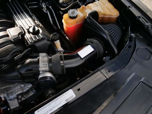 Used 2012 Dodge Challenger SRT8 w/ Premium Sound Group image 33