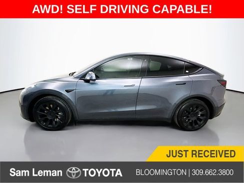Used 2022 Tesla Model Y Long Range image 4