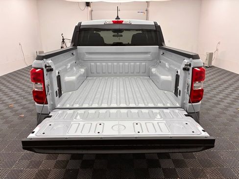 New 2025 Ford Maverick XL image 9