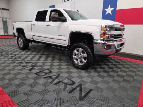 Used 2019 Chevrolet Silverado 2500 LTZ w/ Duramax Plus Package AWD/4WD image 24