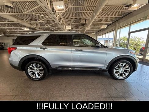 Used 2022 Ford Explorer Limited AWD/4WD image 10
