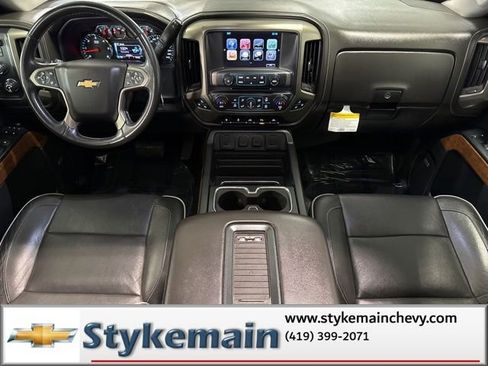 Used 2017 Chevrolet Silverado 1500 High Country AWD/4WD image 4