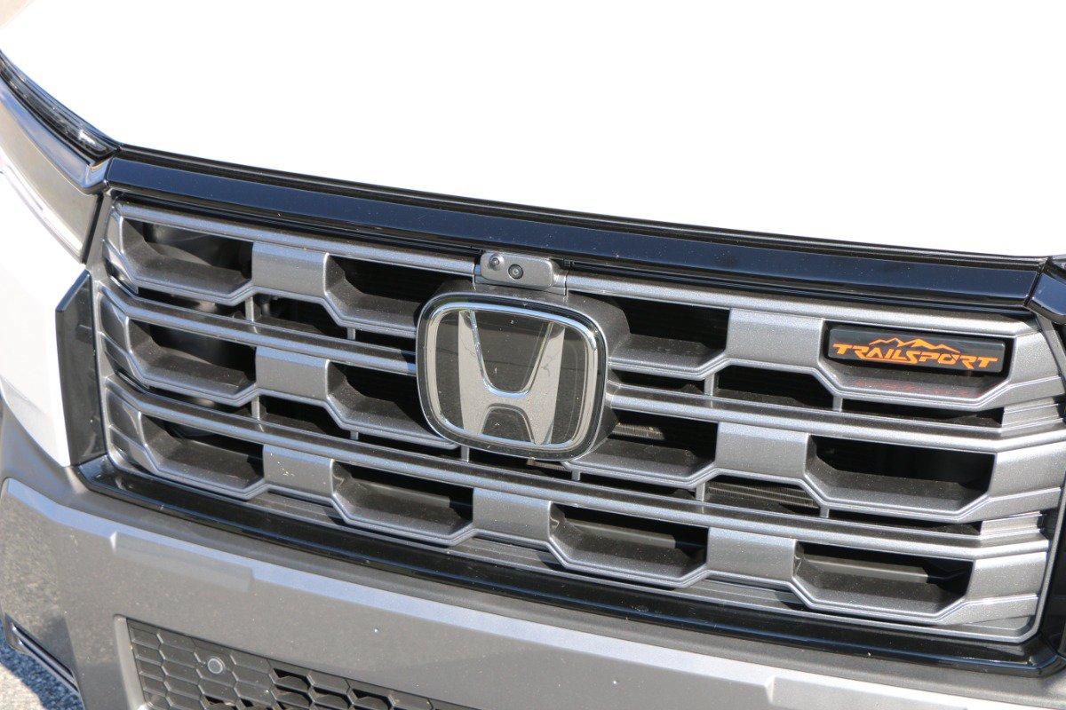 Used 2026 Honda Pilot TrailSport image 12