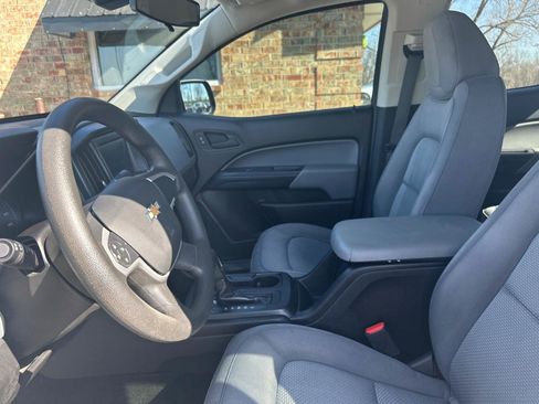 Used 2018 Chevrolet Colorado W/T w/ WT Convenience Package AWD/4WD image 18