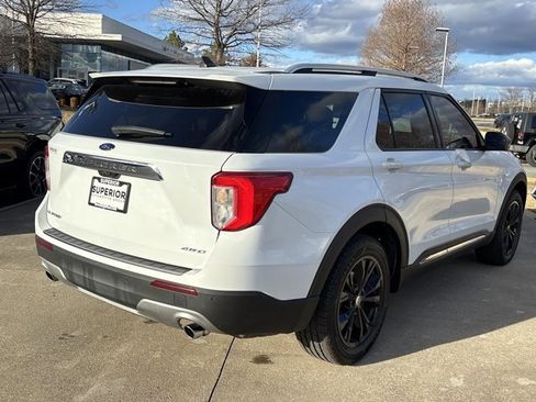 Used 2021 Ford Explorer Limited w/ Equipment Group 301A image 3