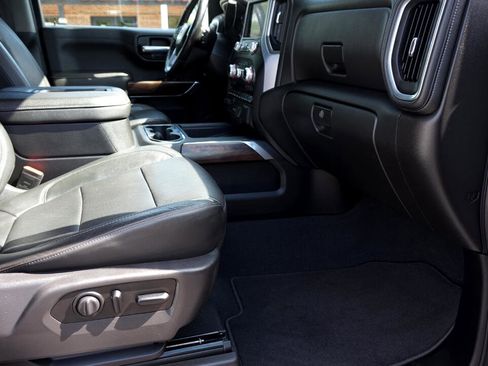 Used 2019 GMC Sierra 1500 SLT image 13