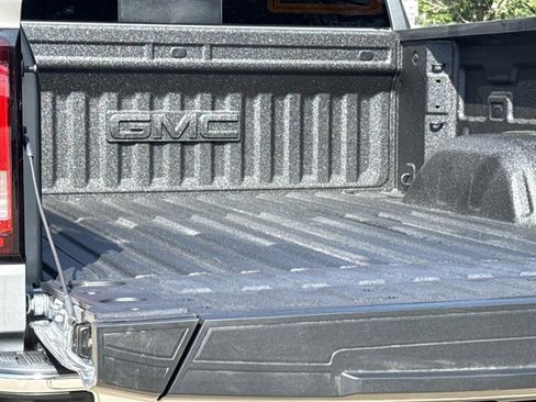 New 2026 GMC Sierra 1500 SLT w/ SLT Premium Plus Package AWD/4WD image 11