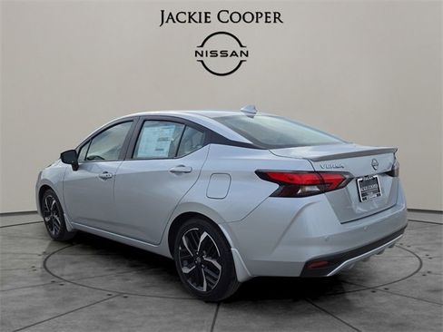 New 2025 Nissan Versa SR w/ Trunk Package image 3