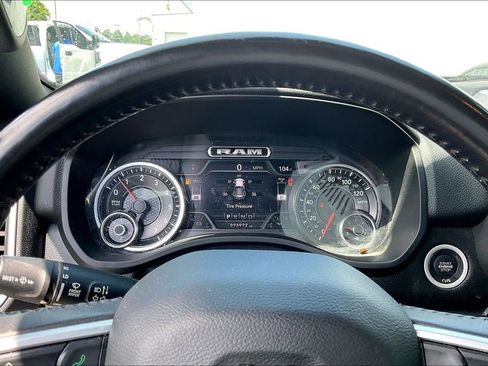 Used 2021 RAM 1500 Big Horn RWD image 20