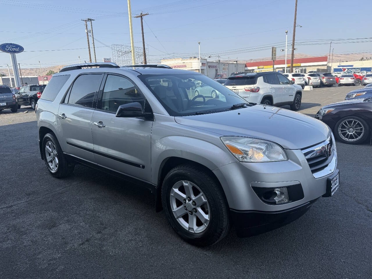 Used 2007 Saturn Outlook XE w/ Preferred Pkg AWD/4WD image 3