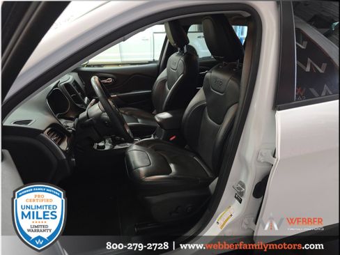 Used 2022 Jeep Cherokee Latitude Lux AWD/4WD image 8
