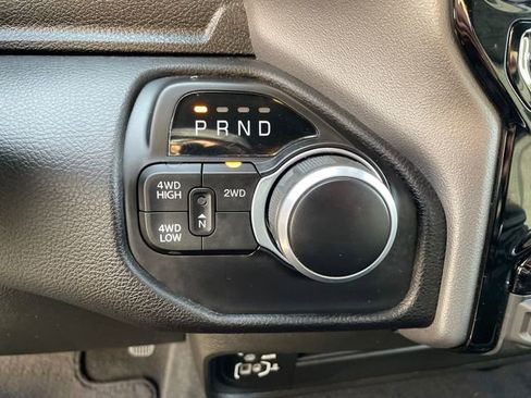 Used 2024 RAM 2500 Big Horn w/ Sport Appearance Package image 36