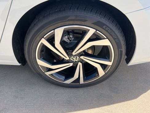 New 2026 Volkswagen Jetta SEL FWD image 11