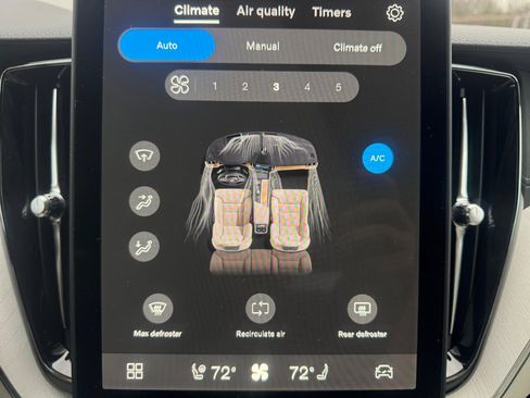 New 2026 Volvo XC60 T8 Ultra w/ Protection Package Premier image 18