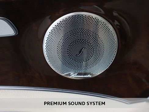 Used 2022 Mercedes-Benz E 350 4MATIC Sedan w/ Driver Assistance Package image 5