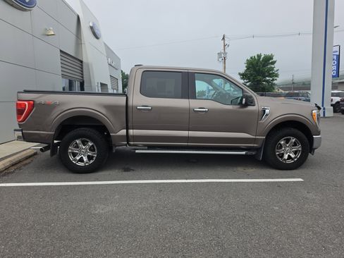Used 2022 Ford F150 XLT w/ Equipment Group 302A High AWD/4WD image 2
