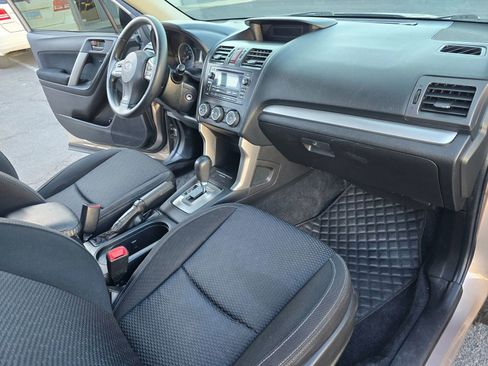 Used 2014 Subaru Forester 2.5i AWD/4WD image 13