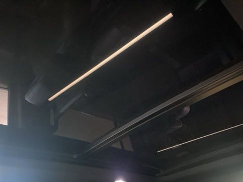 Used 2021 Chevrolet Suburban High Country image 23