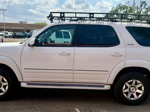 Used 2006 Toyota Sequoia SR5 AWD/4WD image 5