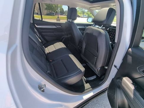 Used 2026 GMC Terrain Denali AWD/4WD image 5