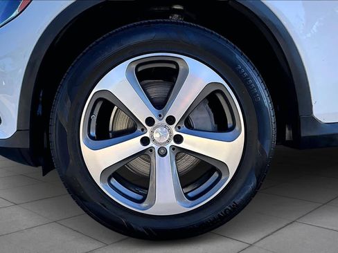 Used 2016 Mercedes-Benz GLC 300 GLC 300 w/ Driver Assistance Package image 11