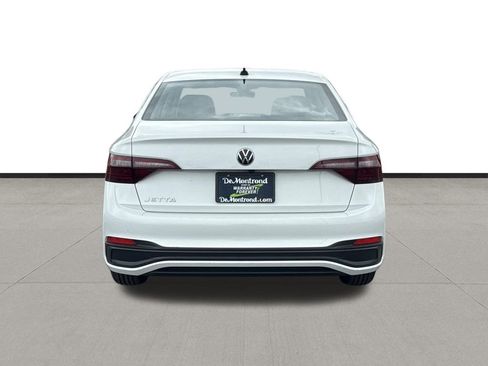Used 2024 Volkswagen Jetta S FWD image 6
