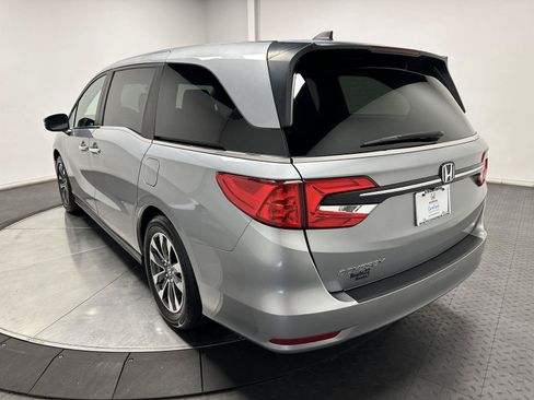 Certified 2024 Honda Odyssey EX-L image 9
