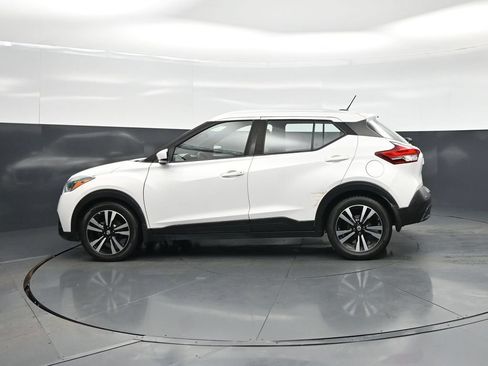 Used 2020 Nissan Kicks SV FWD image 26