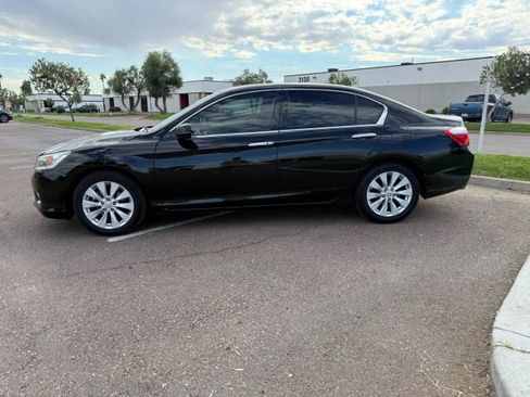 Used 2015 Honda Accord Touring image 6