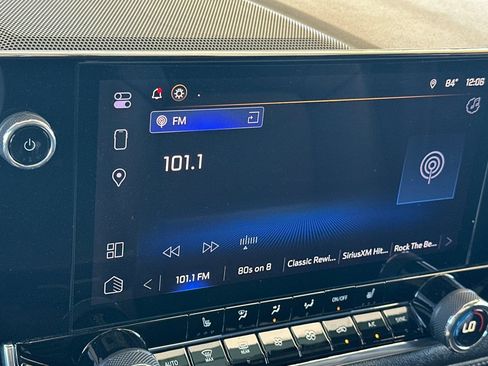 Used 2024 Chevrolet Colorado LT w/ LT Convenience Package III AWD/4WD image 17