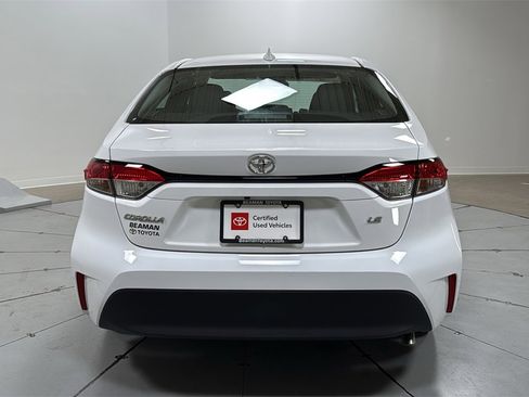 Certified 2025 Toyota Corolla LE image 4