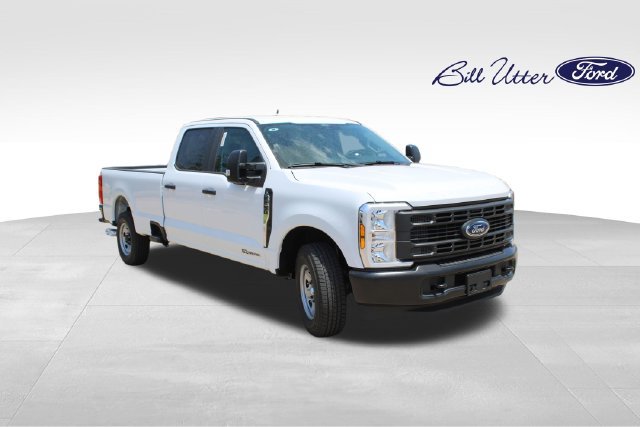 New 2026 Ford F250 XL w/ Camper Package RWD image 2
