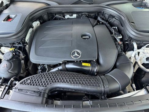 Certified 2022 Mercedes-Benz GLC 300 4MATIC w/ AMG Line image 27