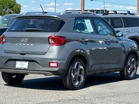 Certified 2025 Hyundai Venue SEL FWD image 4