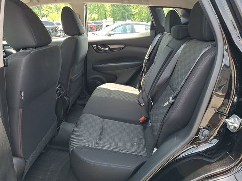 Used 2019 Nissan Rogue Sport SV AWD/4WD image 10
