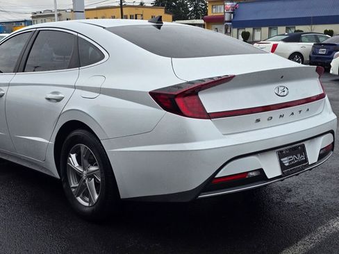 Used 2021 Hyundai Sonata SE image 10