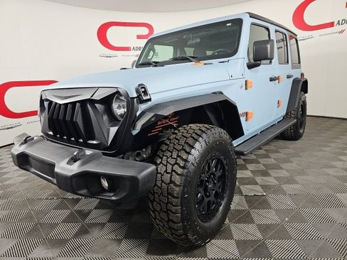 Certified 2019 Jeep Wrangler Unlimited Sport S image 3